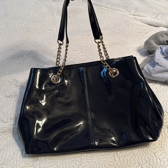 Kate Spade Patent Leather Dark Navy Blue shoulder bag. - Picture 3 of 4